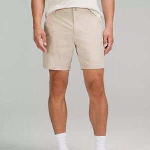 LULULEMON Men’s Commission Shorts Classic 9” Khaki 32" Waist MINT condition